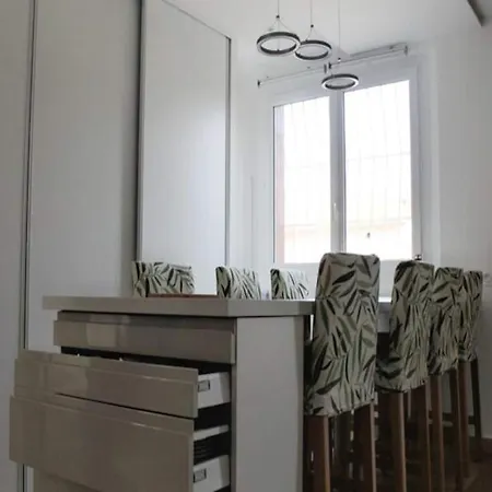 For 8 People * Six-Fours-les-Plages
